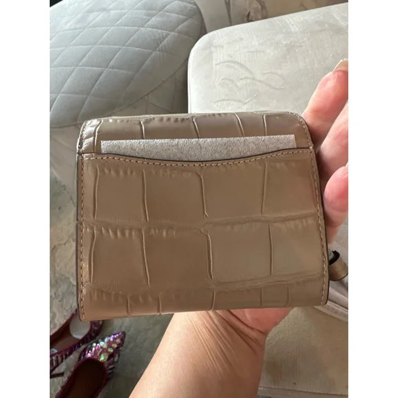 NWT Coach Mini Envelope Wallet With Strap SILVER/STONE 4.5in X 3.5in - Picture 4 of 4